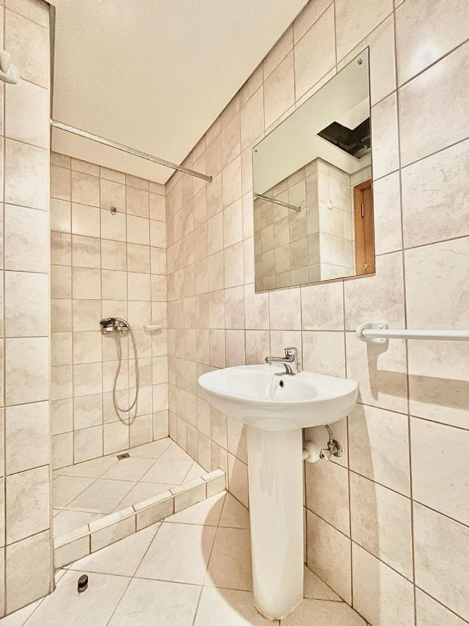 Ar Holiday Home Jbr Дубай Екстериор снимка