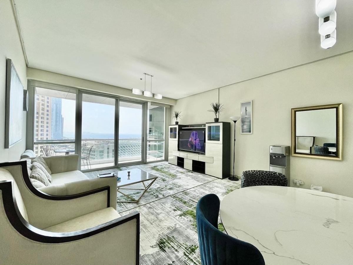 Ar Holiday Home Jbr Дубай Екстериор снимка