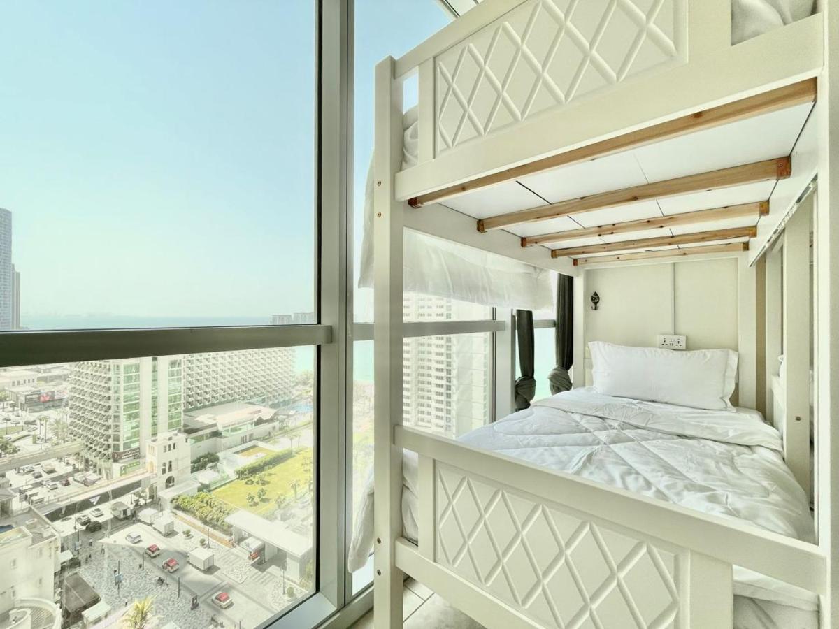 Ar Holiday Home Jbr Дубай Екстериор снимка